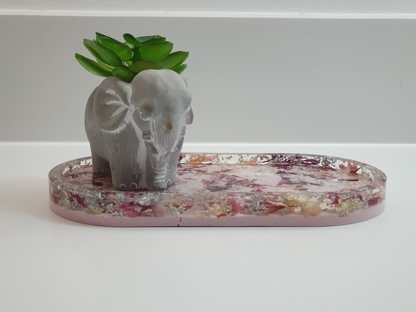 Flowery, Silver & Baby Pink Oval Resin Tray